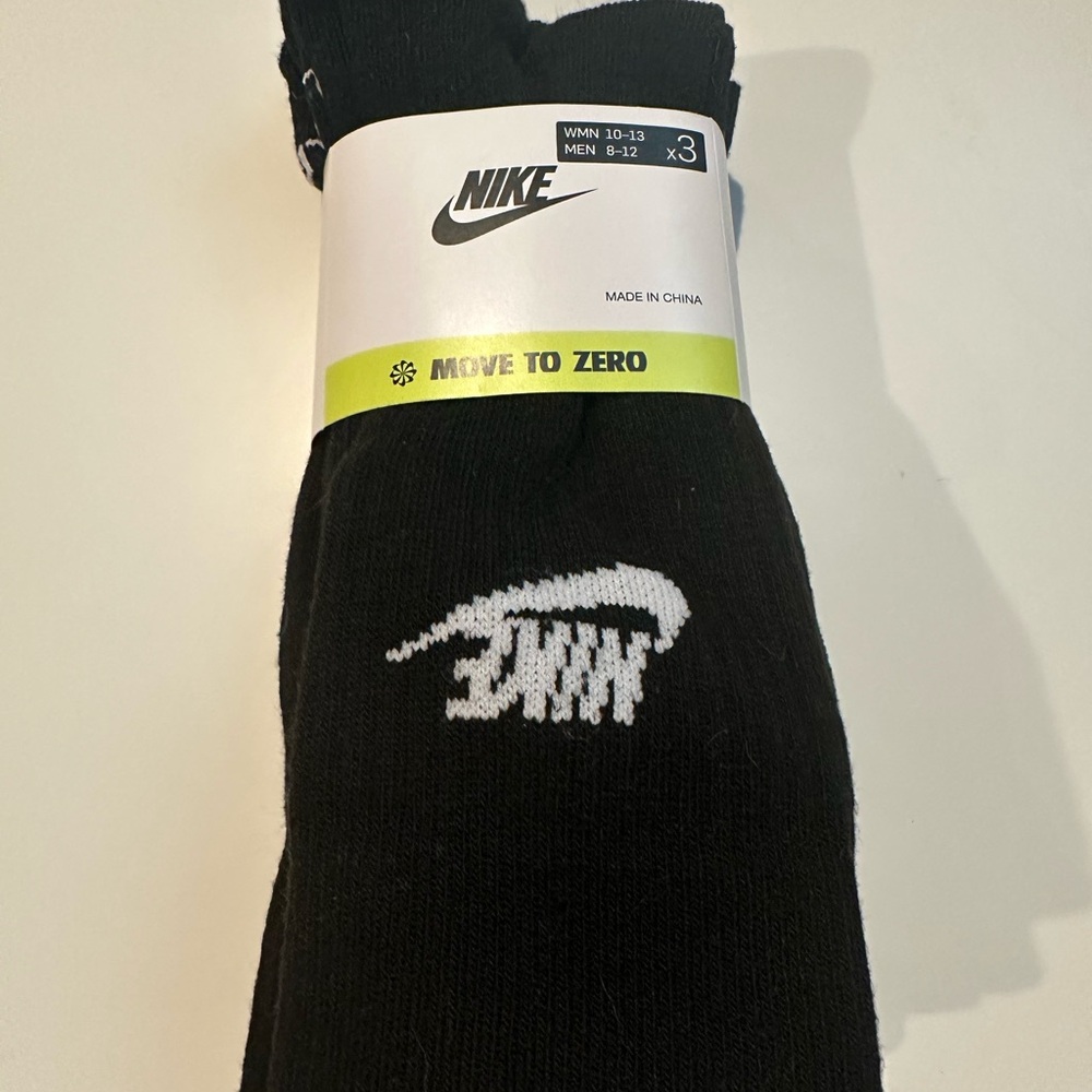 Nike Black and White Athletic Crew Socks